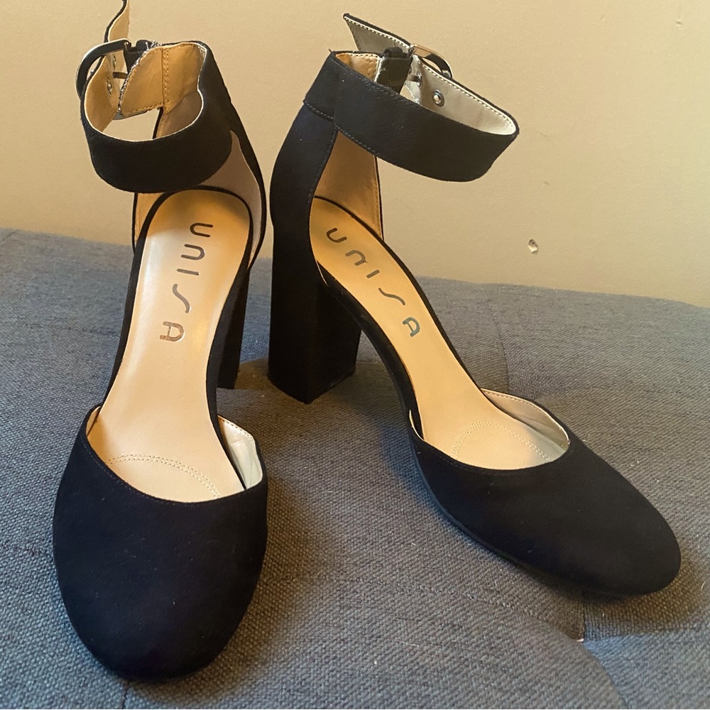 Gently used. Black heels from DSW.